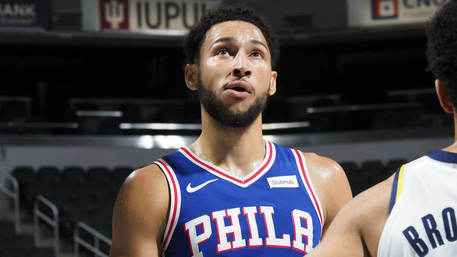 西蒙斯复出首战，官方宣布新规状态火爆，命运悬念成为焦点！